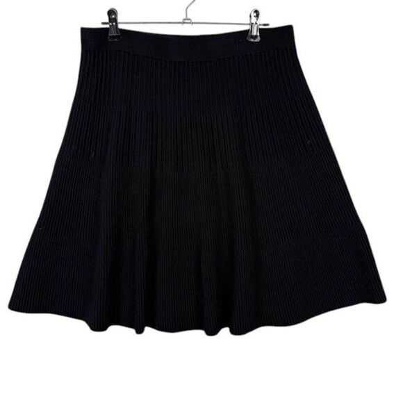 Nanette Lepore Rib Knit Sweater Skater Skirt A-line Black Stretch Size Medium - Picture 1 of 8